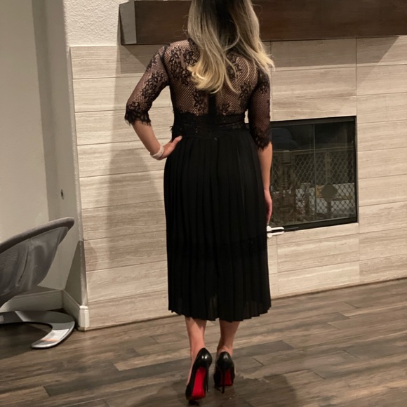 β¨π Nice to meet you Poshers! πβ¨ - Picture 2 of 4